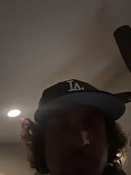 Snapshot of xxlivecouple chatting on 02/24/26, 06:22 xxlivecouple online show from 02/24/26, 06:22