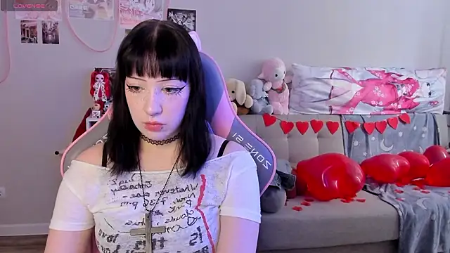 MollysLand online show from 02/10/26, 08:29