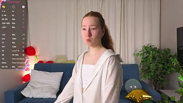 Snapshot of MaraButtrey chatting on 02/18/26, 01:12 MaraButtrey online show from 02/18/26, 01:12