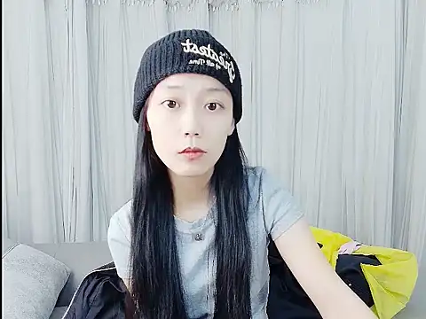 HUIZI8 online show from 02/02/26, 12:48