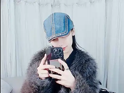 HUIZI8 online show from 02/04/26, 12:44