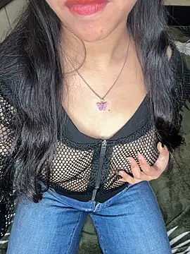 nauty girl shalu online show from 02/22/26, 04:46