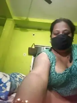 Snapshot of 06Rozi chatting on 02/25/26, 06:06 06Rozi online show from 02/25/26, 06:06