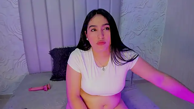 Lya dubois  online show from 03/28/26, 03:33