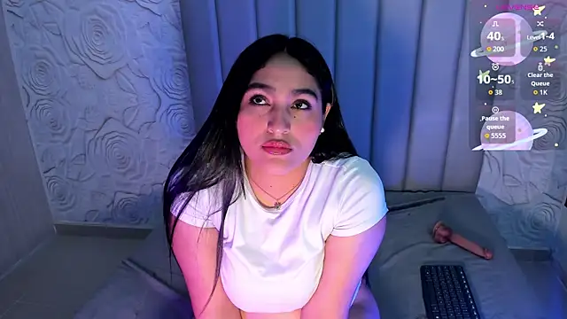 Lya dubois  online show from 04/14/26, 08:48