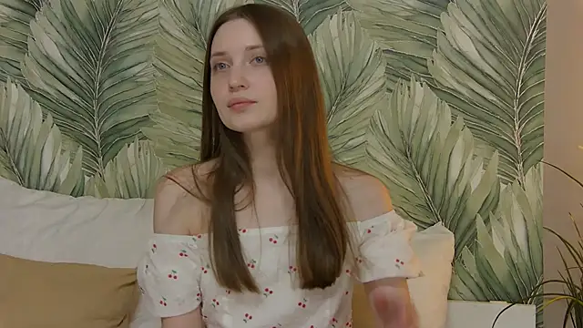 Snapshot of EmmaSagge chatting on 02/04/26, 07:03 EmmaSagge online show from 02/04/26, 07:03