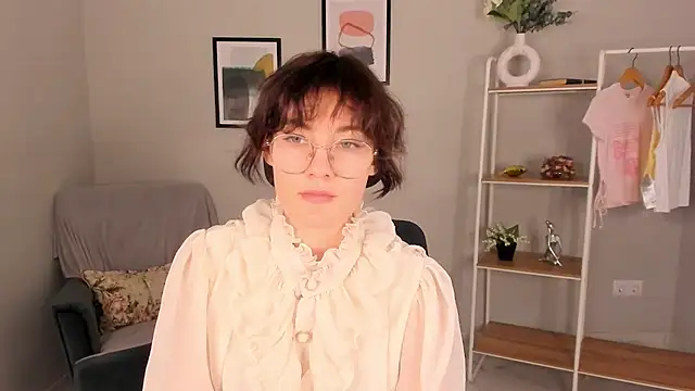 Stefani Rouds online show from 02/11/26, 10:09