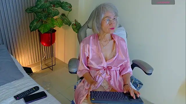miss monserrate01 online show from 07/14/26, 02:12