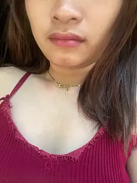 yuii-717 online show from 04/22/26, 10:06