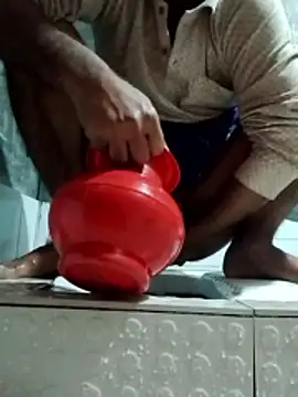 Snapshot of sos-boy chatting on 02/18/26, 04:41 sos-boy online show from 02/18/26, 04:41