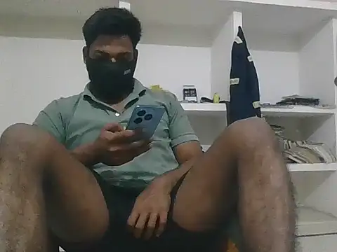 Snapshot of veeeer1239 chatting on 02/04/26, 04:46 veeeer1239 online show from 02/04/26, 04:46