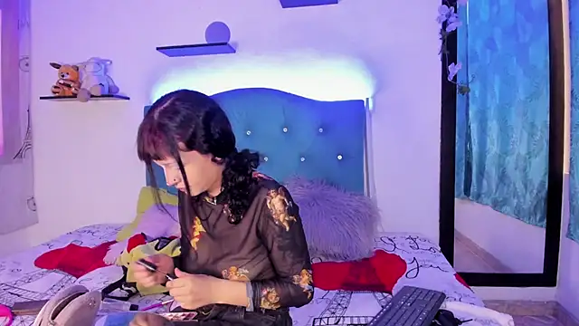 Gemma honey online show from 02/18/26, 01:51