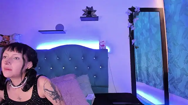 Gemma honey online show from 03/02/26, 01:18