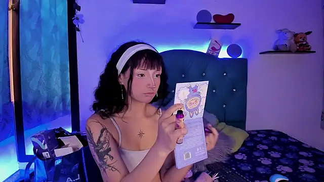 Gemma honey online show from 04/21/26, 01:50