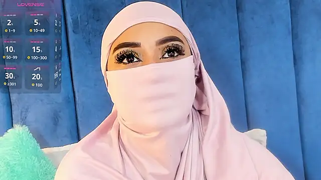 fatimarab   online show from 03/10/26, 04:06