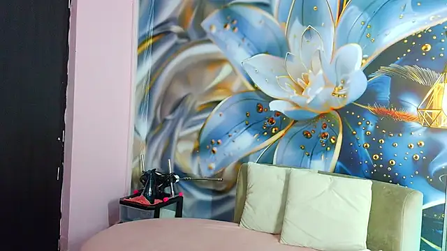 Snapshot of rouxinferno_cr chatting on 02/23/26, 03:37 rouxinferno cr online show from 02/23/26, 03:37