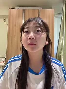 LXR77887 online show from 04/12/26, 12:37