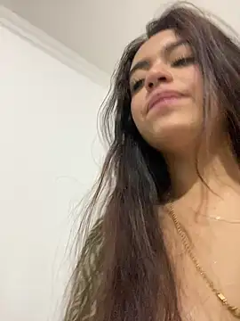 Snapshot of ALINA_EF chatting on 02/07/26, 02:26 ALINA EF online show from 02/07/26, 02:26