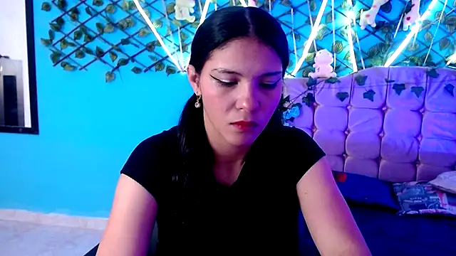 Snapshot of amber_miller18 chatting on 02/27/26, 04:34 amber miller18 online show from 02/27/26, 04:34