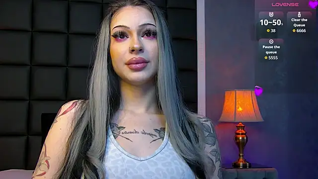 ValerieIce online show from 04/04/26, 02:03