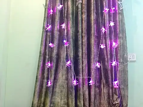 LIZNA 0 online show from 03/03/26, 06:47