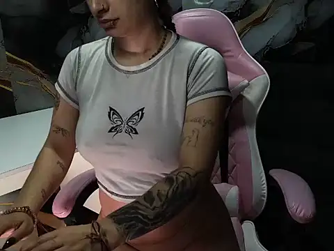  weird sativa online show from 03/20/26, 11:04