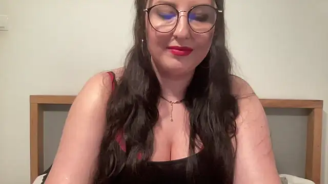 Snapshot of DorothyJoy chatting on 05/24/26, 06:24 DorothyJoy online show from 05/24/26, 06:24