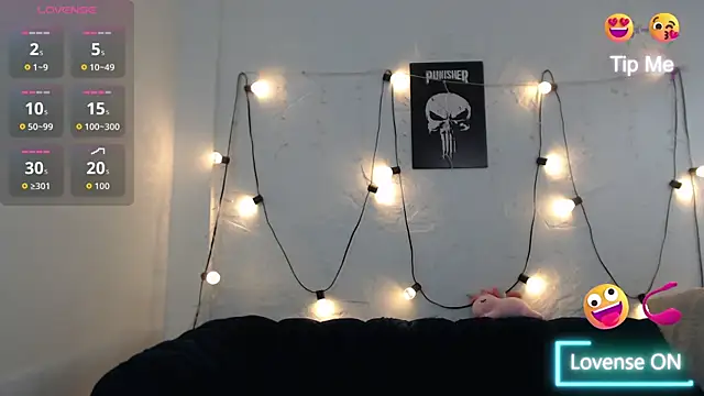 Snapshot of CarolRousee chatting on 02/22/26, 07:56 CarolRousee online show from 02/22/26, 07:56