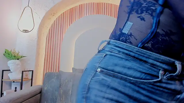 violet scott  online show from 03/24/26, 10:31