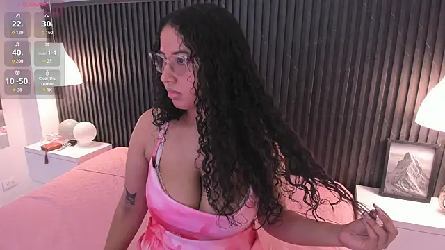 Lena Ricci online show from 04/03/26, 03:48