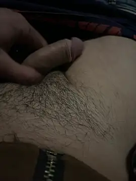 Snapshot of Kylxxx8 chatting on 02/15/26, 05:04 Kylxxx8 online show from 02/15/26, 05:04