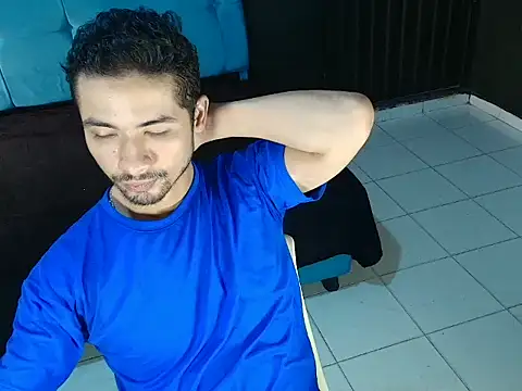 Snapshot of FerminGomez chatting on 02/10/26, 12:37 FerminGomez online show from 02/10/26, 12:37