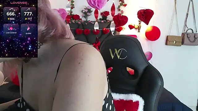 Sharma Amayra online show from 02/13/26, 07:43