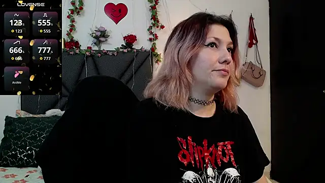 Sharma Amayra online show from 04/17/26, 08:12