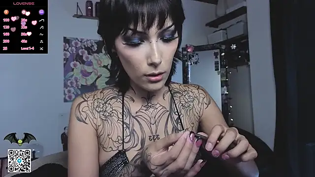 poison dafne online show from 06/10/26, 07:24