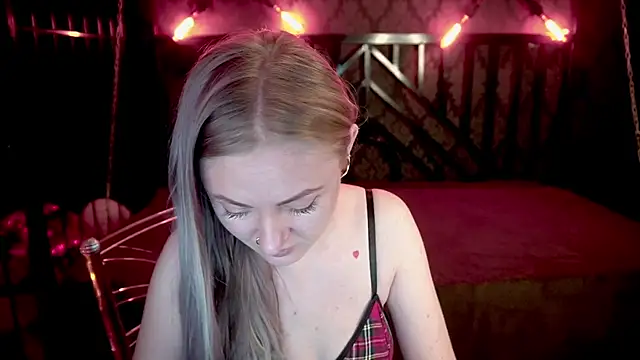 DramaQuenns online show from 03/22/26, 07:01