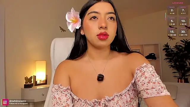 missvancouver online show from 03/05/26, 12:45