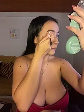 JulietaRiios online show from 04/06/26, 09:38