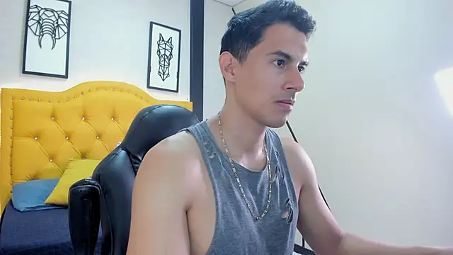 Snapshot of Mike_Conors chatting on 03/03/26, 01:45 Mike Conors online show from 03/03/26, 01:45