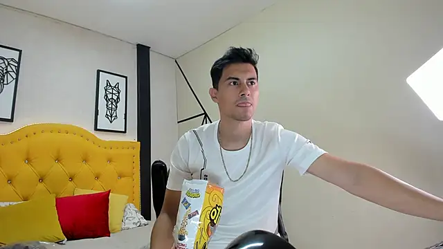 Mike Conors online show from 04/24/26, 03:09