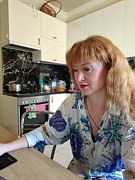 LanaBananaa  online show from 04/15/26, 10:55