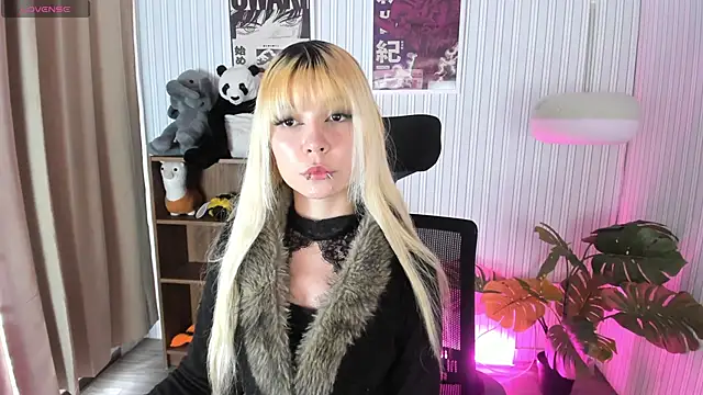 Laukyubey1 online show from 03/14/26, 07:52