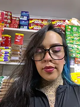 Annie Alicee online show from 07/04/26, 03:51