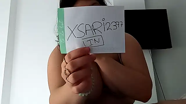 Snapshot of sari237 chatting on 02/18/26, 01:07 sari237 online show from 02/18/26, 01:07