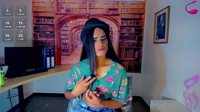 Gata Salvaje   online show from 02/08/26, 03:32