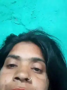 Snapshot of Hot_ras28 chatting on 02/21/26, 09:32 Hot ras28 online show from 02/21/26, 09:32