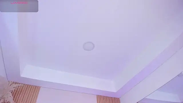 rebeca taylor online show from 04/24/26, 02:58