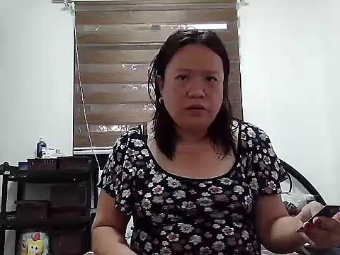 Snapshot of yummychubby29 chatting on 02/03/26, 05:16 yummychubby29 online show from 02/03/26, 05:16