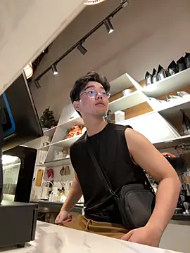 lucas-N888 online show from 02/09/26, 05:44