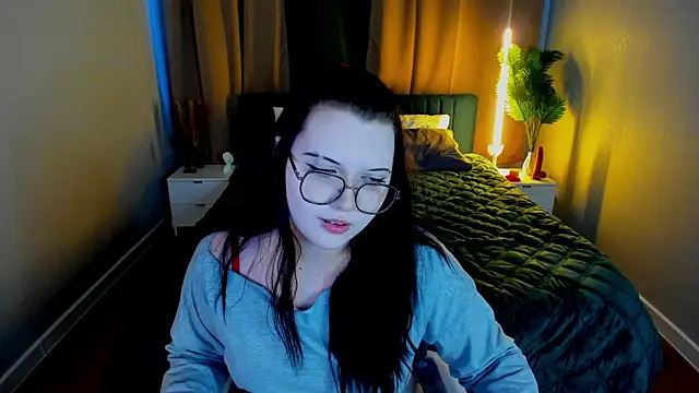 Kira G0ld online show from 03/04/26, 01:11